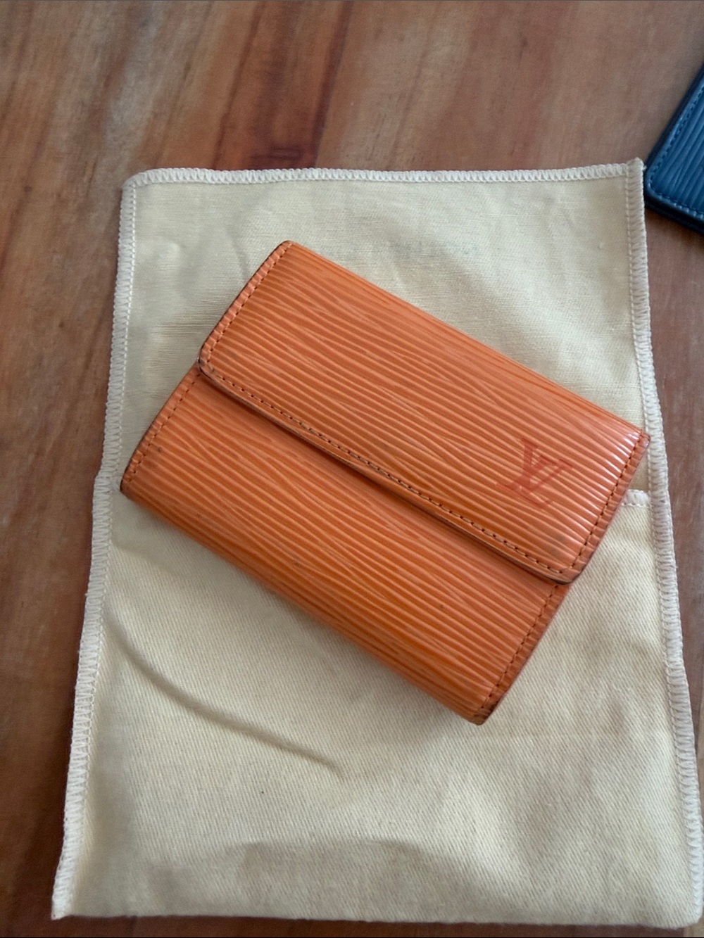 1F80125 Louis Vuitton Epi Leather Ludlow Wallet Coin Purse dust bag included
